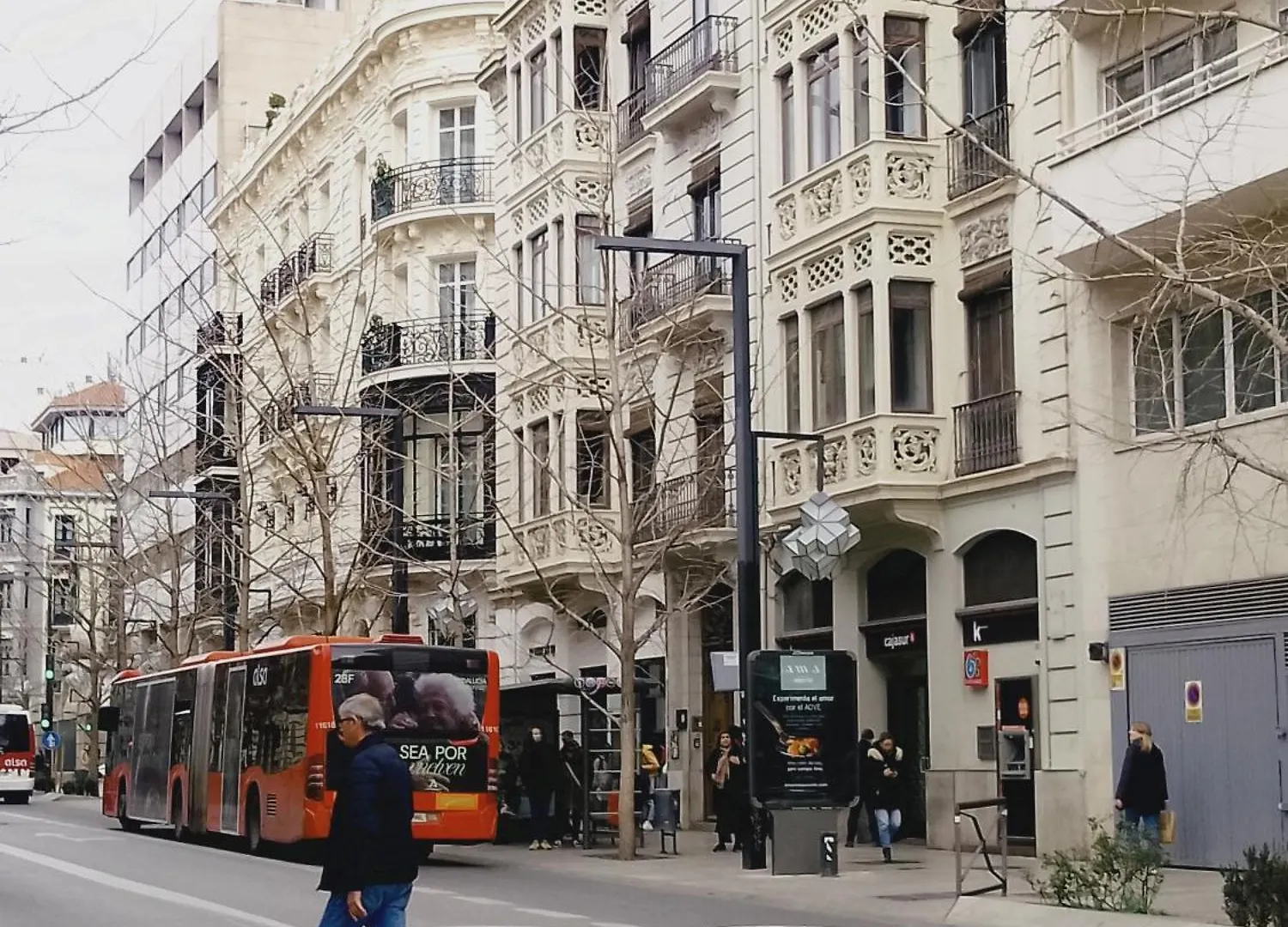 Precioso Estudio En El Corazon De Granada